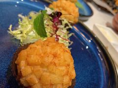 咸蛋黄鲜虾球-荟廷·晶萃(陆家嘴尚悦湾店)