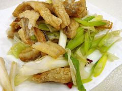 -里下河土菜馆(解放路店)
