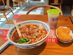 -鑫花溪牛肉米粉(文星广场店)