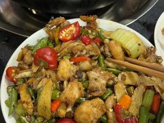 -鸿顺老铁锅美蛙鱼府(解放碑店)