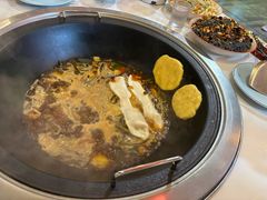 -人民公社铁锅炖·东北菜(卫国道店)