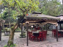 -土砂锅生态山庄·非遗砂锅雅鱼