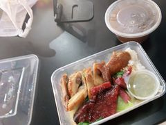 双拼饭叉烧拼油鸡-明腾壹间茶餐厅(新都会花园广场店)