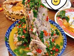 夜市网红火山排骨-曼谷食堂·泰国家庭料理(丹桂路店)