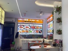-嗨辣小聚·盘锦河蟹·海鲜烧烤龙虾(盘锦十年好店)