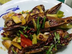 -侬佳蒸菜馆(听潮店)