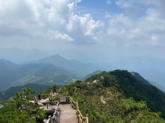 -罗田薄刀峰风景区