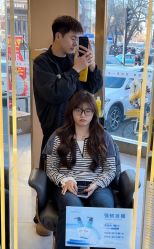 -一東造型烫发染发