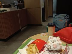 -麦当劳(百联西郊购物中心店)