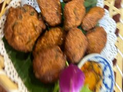 -Dang restaurant (patong phuket)