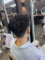 -藤野造型烫染·漂发