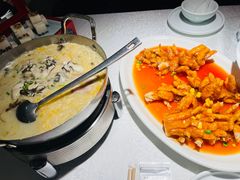 -品海楼·大连海胆锅贴馆(东港店)