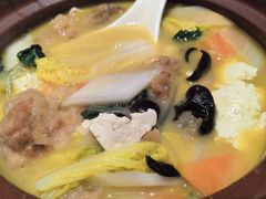 京城酥肉锅-四季民福烤鸭店(西单华威约饭街店)