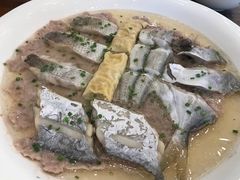 -侬佳蒸菜馆(听潮店)