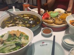-江城小馆陕南妈妈菜·全球旅行餐厅(钟楼店)