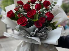 -花冠鲜花(勿忘我花店)