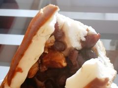 核桃红豆碱水-Dough&Joe团憩(瑞虹天地月亮湾店)