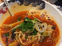 -渝是乎酸菜鱼(龙旗购物中心店)