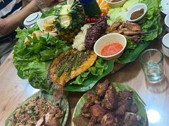 -沐毫傣泐云南菜孔雀宴•手抓饭傣味烧烤(曼听公园店)