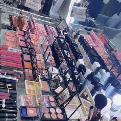 -金禧化妆造型工作室(市桥地铁站店)