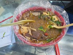 -中东大市场美食城