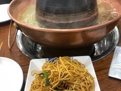 -楼外楼大刀肉传统火锅居(博学路店)