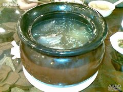 乳鸽汤-西江美食舫·江西菜(健德桥店)