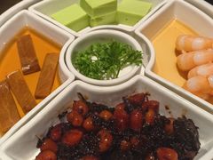 -肆月河豚·淮扬菜·湘菜(华天店)