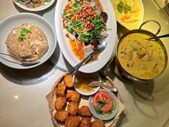 -大头虾越式风味餐厅(光明广场店)