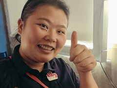 -何师烧烤·小龙虾·江湖川菜·精酿啤酒(成温店)