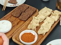 -猫爷的腔调·黔小馆(交大医学住宅区店)