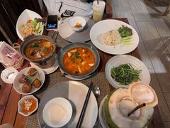-Phensiri Thai Restaurant