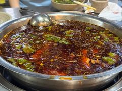 -肖肖酸萝卜鱼火锅(总店)