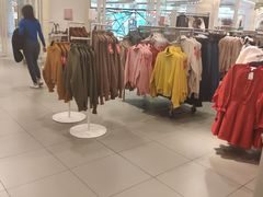 -H&M(华润万象城店)