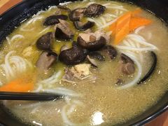 -老妈米线(港龙店)