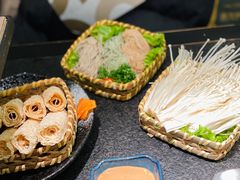 -湊湊火锅·茶憩(打浦桥日月光店)