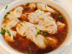 牛腩鸭血小馄饨-花园茶楼(兴城西路店)