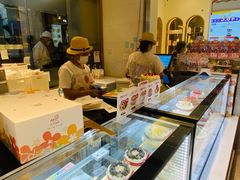 -花花卷卷·鲜食蛋糕(静安久光百货店)