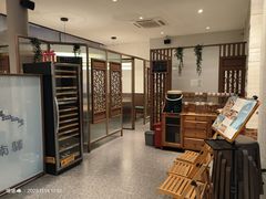 -江南驿·二十余年创意杭帮味(良渚玉鸟集店)