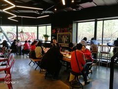 大堂-肯德基(孝陵卫地铁站店)