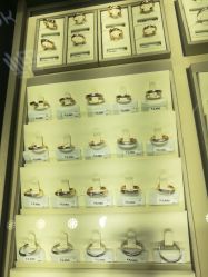 -周大福CHOW TAI FOOK(宝山苏宁易购店)