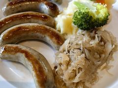-LENBACH兰巴赫西餐啤酒坊(大连东港店)
