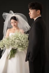 -雪中彩影婚纱摄影·微光艺术中心