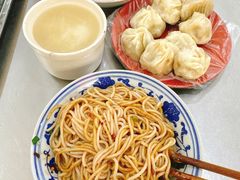 -高师傅特色米粉汤包(建设路店)