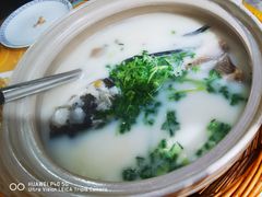 -天乐农家鱼头王(天目湖店)