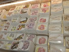 -来龍儿鲜切牛肉自助老火锅