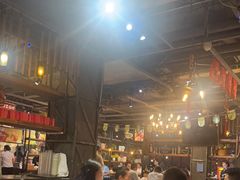 -琥珀老六龙虾(四里河店)