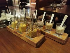 -恰餐厅及酒吧 CHAR Bar & Grill (北京丽都皇冠假日店)