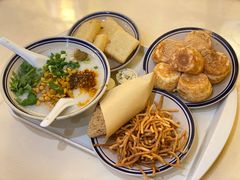 -正南齐北·老街糯米团(洪崖洞店)