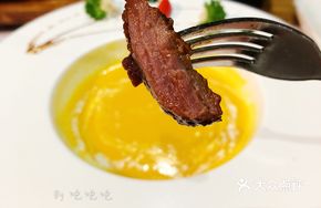 Cedar Wood Thick Roasted Prime Steak